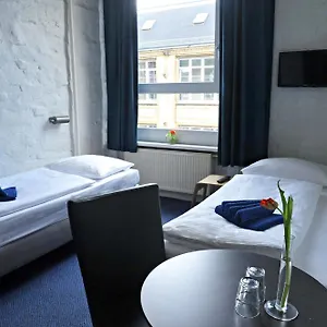 hotel-transit.find-berlin-hotels.com/